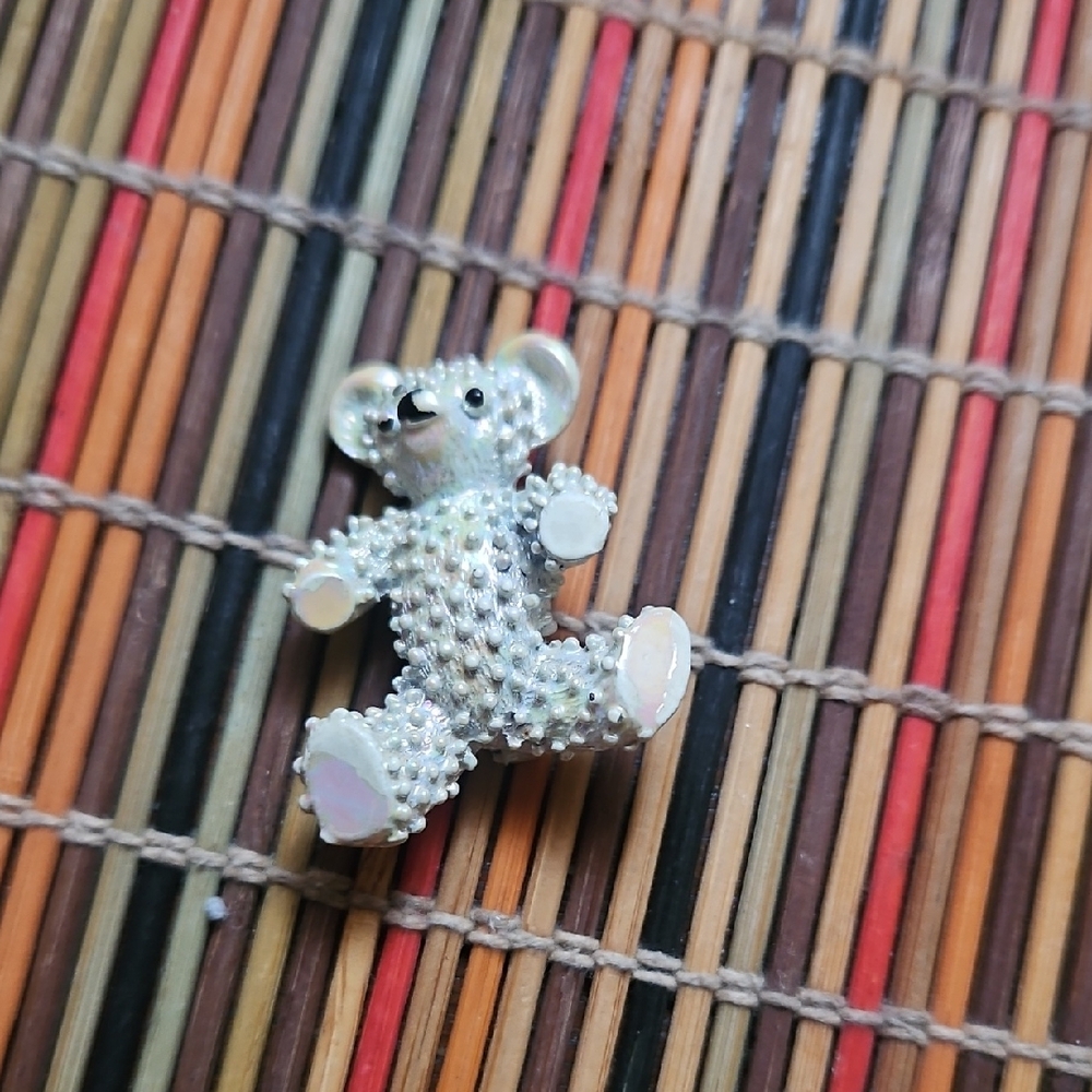 Charming Silver Teddy Bear Brooch